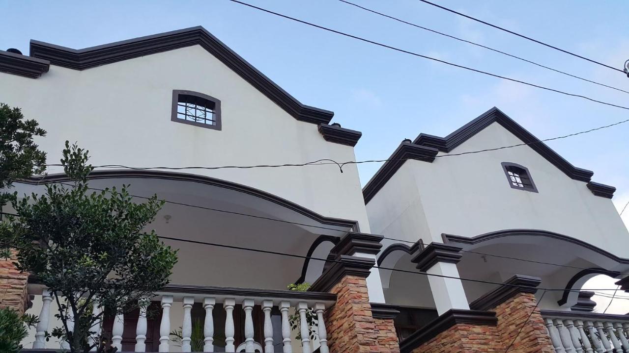 Florabells Iraya Guest House - Batanes Баско Экстерьер фото
