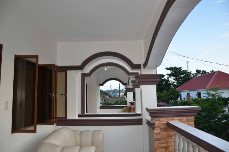 Florabells Iraya Guest House - Batanes Баско Экстерьер фото