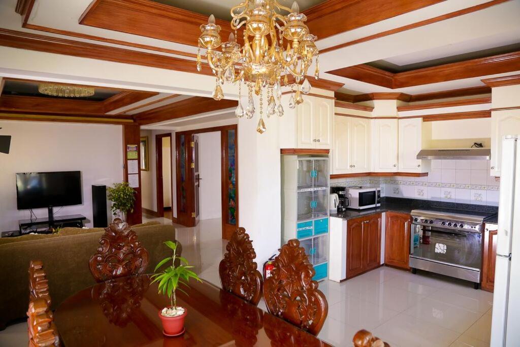 Florabells Iraya Guest House - Batanes Баско Экстерьер фото